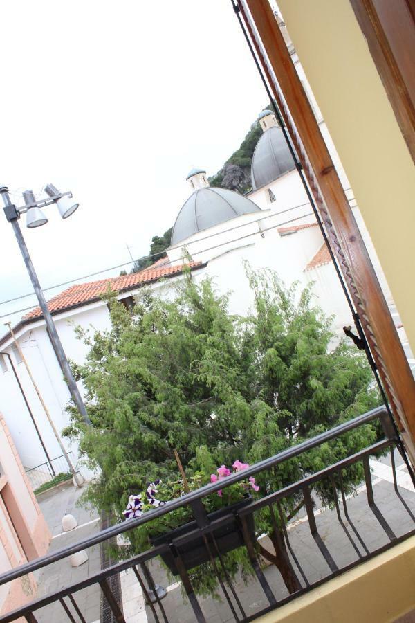 Su Campanile Hotel Baunei Eksteriør billede